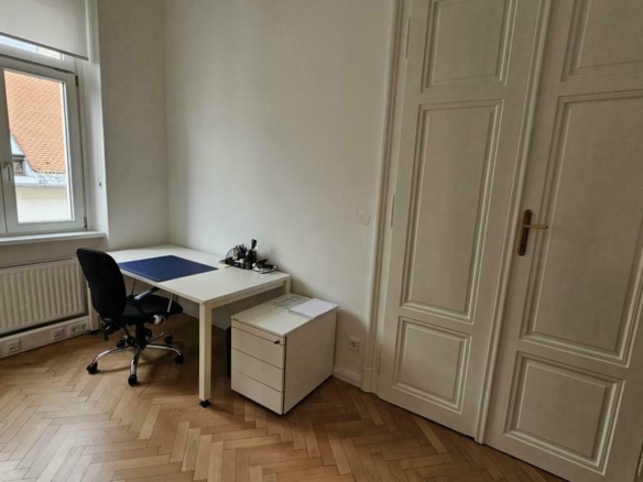 kleines Büro