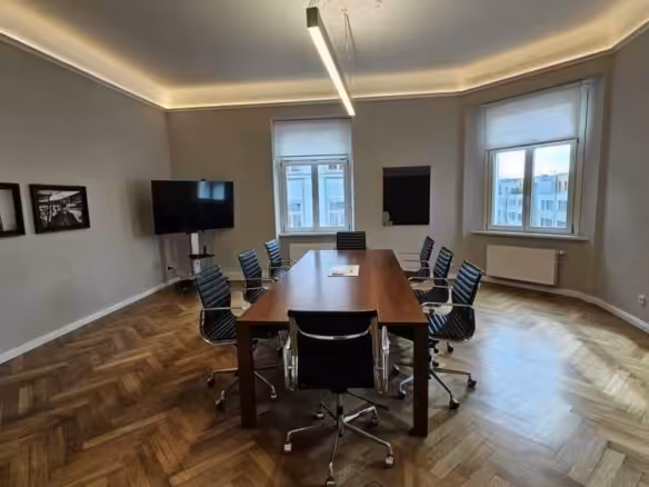 imposanter Besprechungsraum