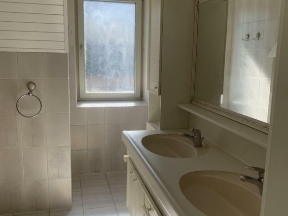 2- Badezimmer 1. OG
