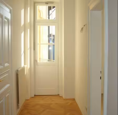 Blick zum Balkon