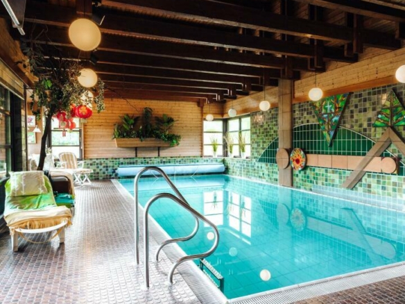 Pool-2
