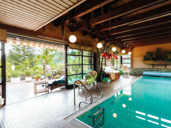 Pool-1