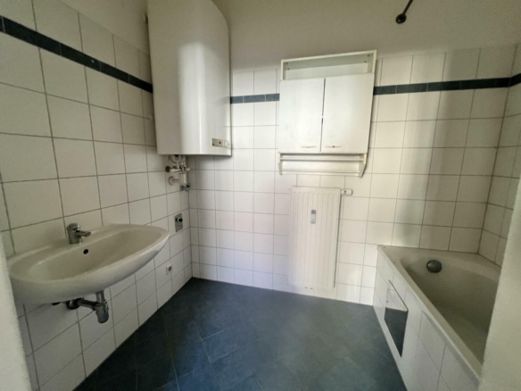 Bad mit Wanne