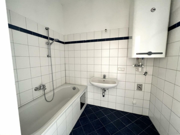 Bad mit Wanne
