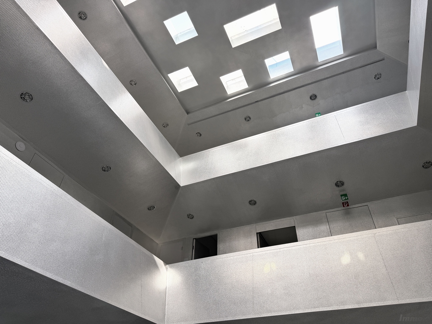 Atrium / Empfangsbereich Atrium / Empfangsbereich