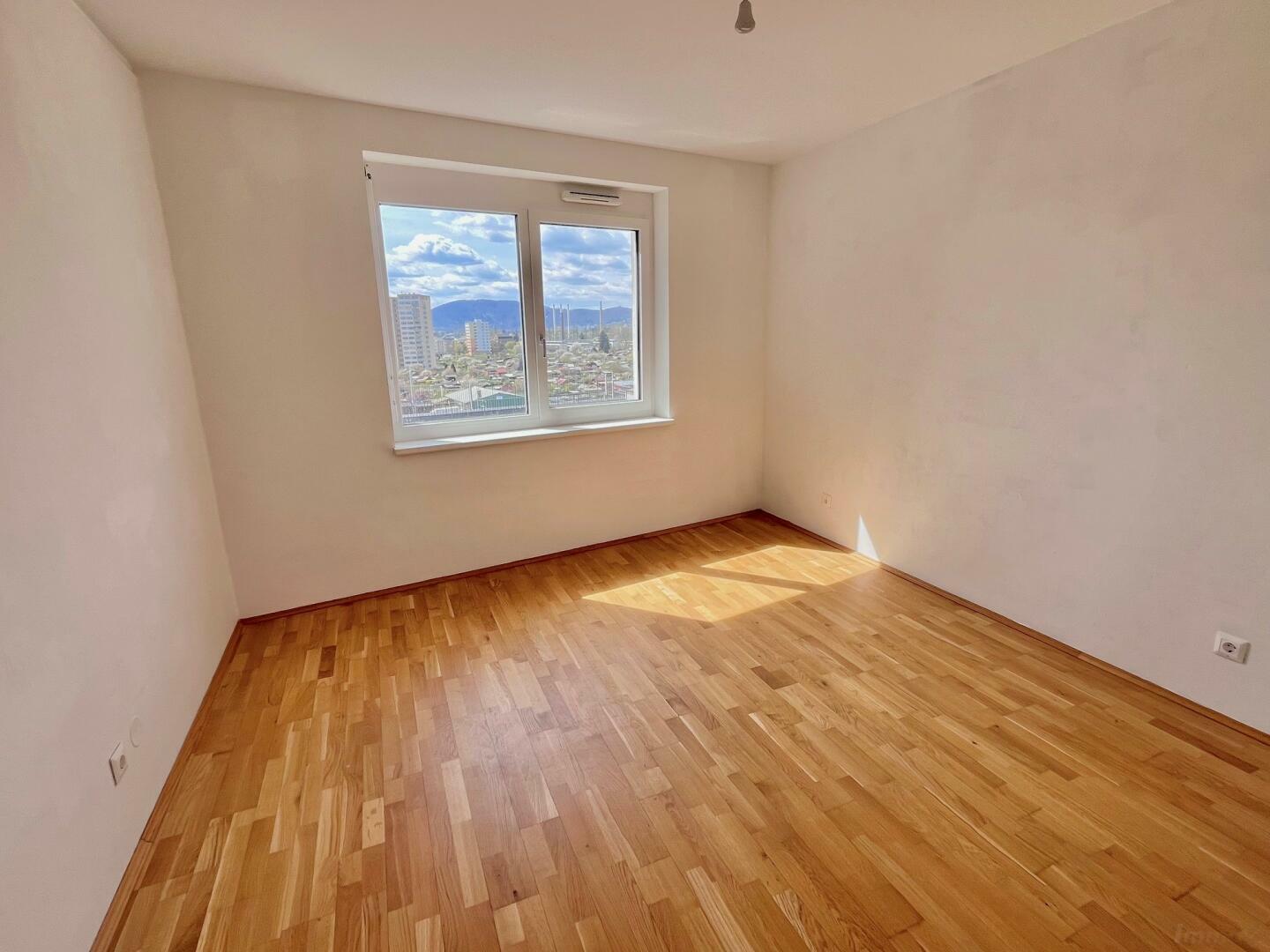 Zimmer 14,23 m²