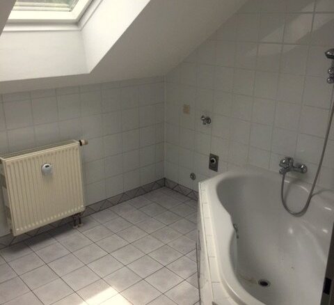 Bad mit Eckbadewanne...