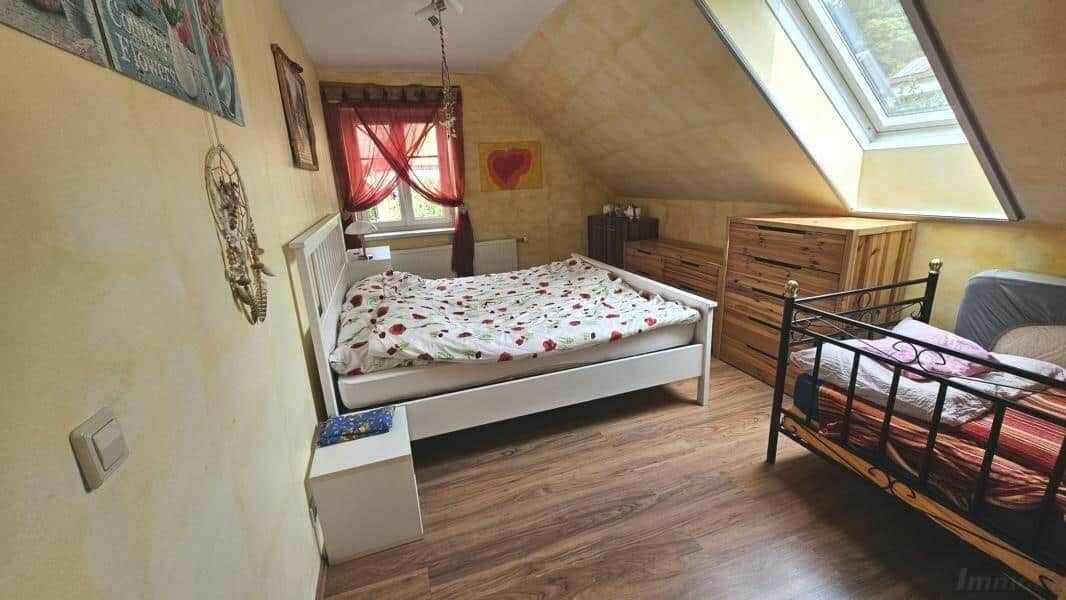 Kinder-Zimmer im OG