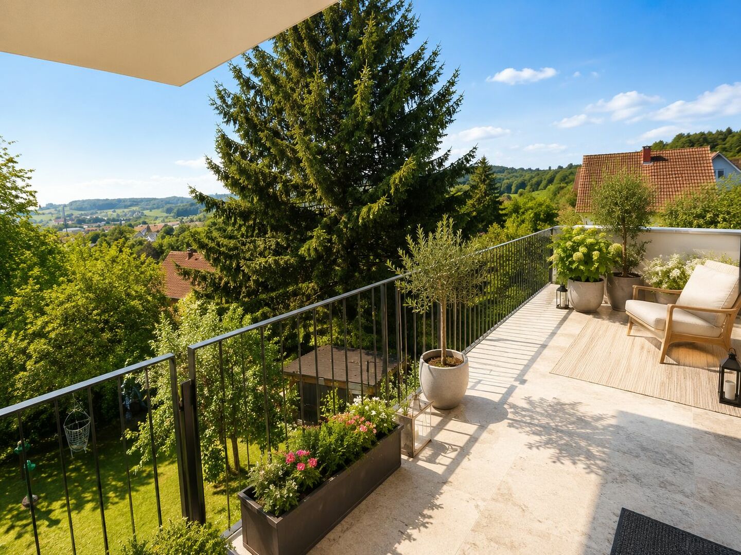 Blick von der oberen Terrasse