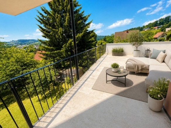 Teilbereich Terrasse mit Panoramablick