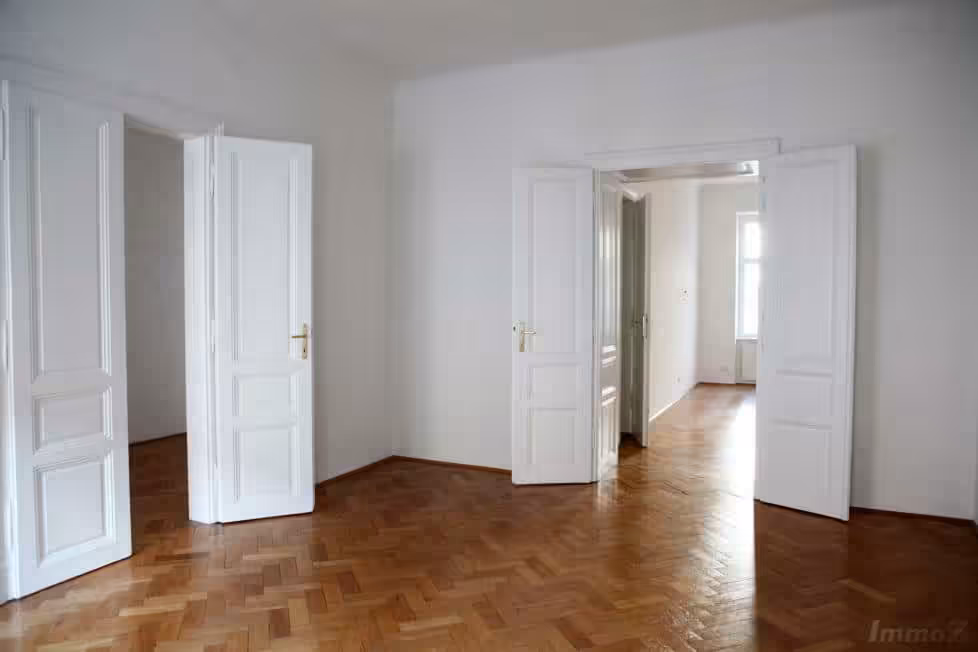 Zimmerflucht Symbolbild