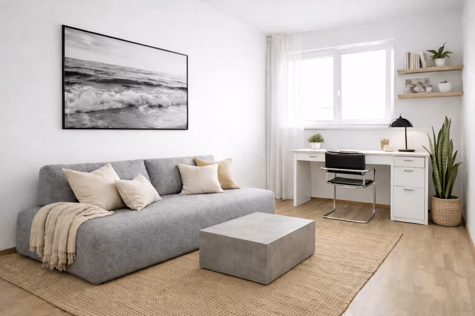 Helles, minimalist Wohn- und Arbeitszimmer