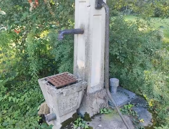 Brunnen