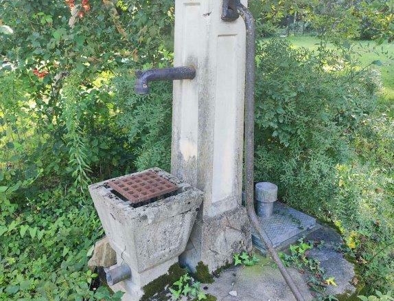 Brunnen