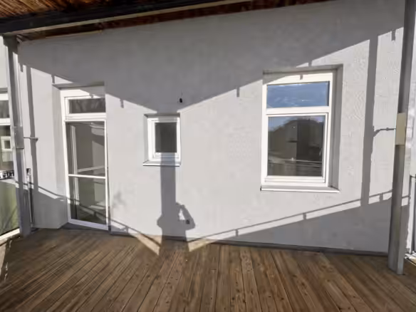Balkon neu