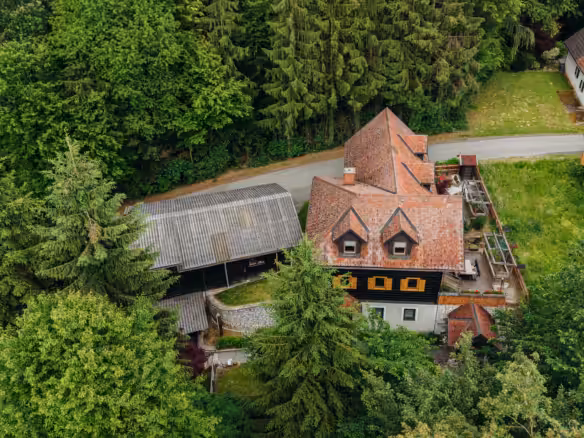 Neussl Haus Mitterlabil 05 2026-41