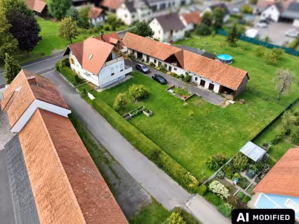 Ländliches Anwesen mit Garten und Scheune