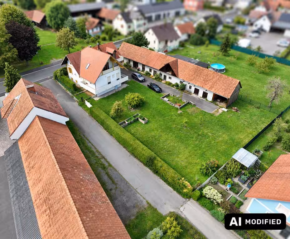 Ländliches Anwesen mit Garten und Scheune