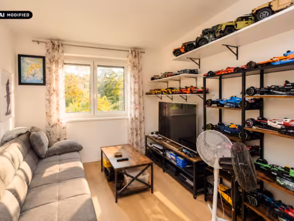 Sonniger Sammlerraum mit LEGO-Rennwagen_resized_1